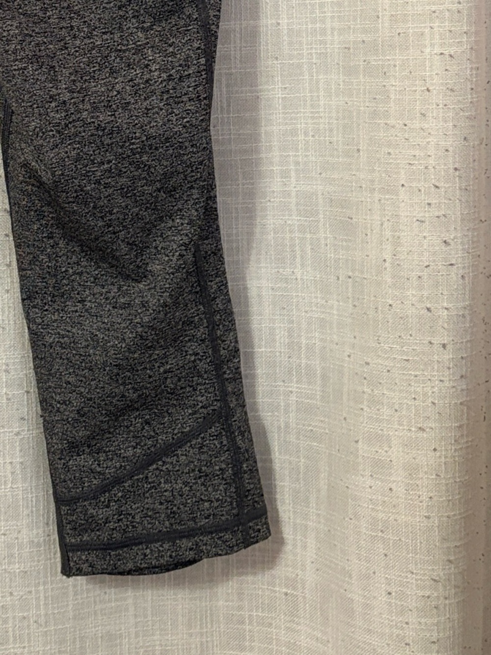 Victoria Secret VS Knockout Made Sexy By Victoria Crop Capri Leggings - Picture 10 of 12
